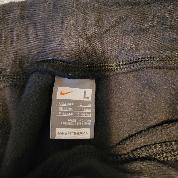 Nike fit therma fleece joggers size large - Picture 6 of 7